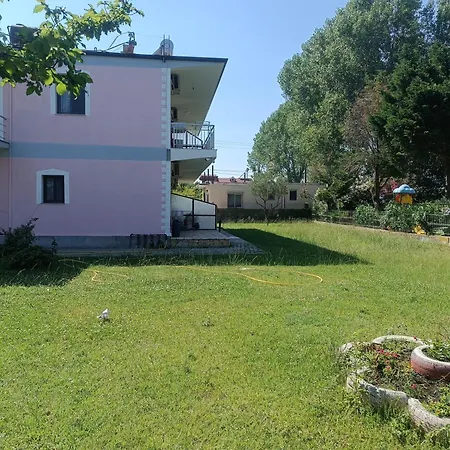Hotel Luli Baks-Rrjoll Exterior photo