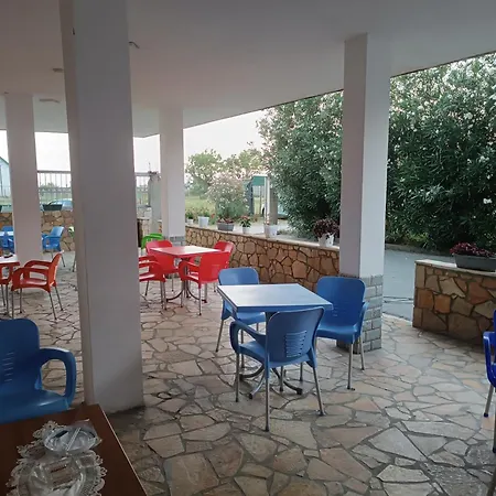 Hotel Luli Baks-Rrjoll Exterior photo