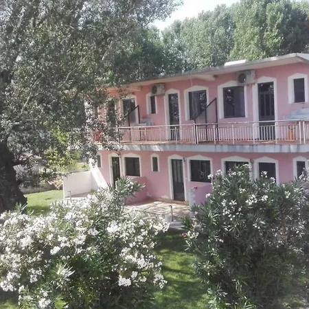 Hotel Luli Baks-Rrjoll Exterior photo