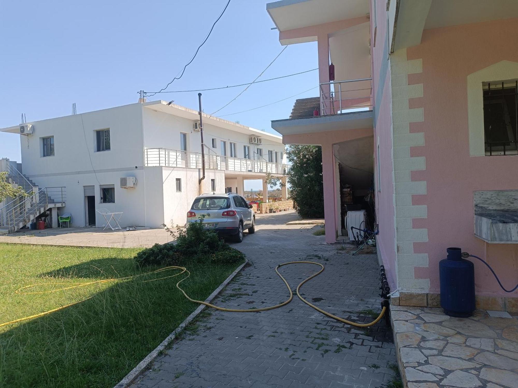 Luli Appartement Baks-Rrjoll